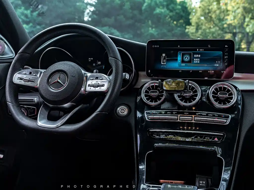 Mercedes-Benz C-Class 2019 — фото 10