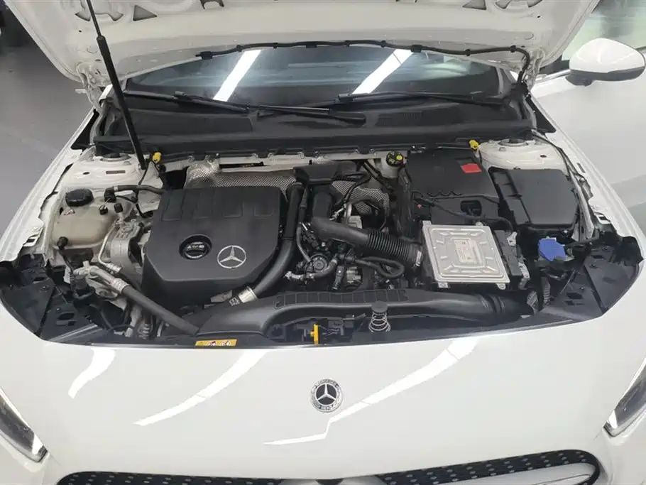 Mercedes-Benz A-Class 2023 — фото 10
