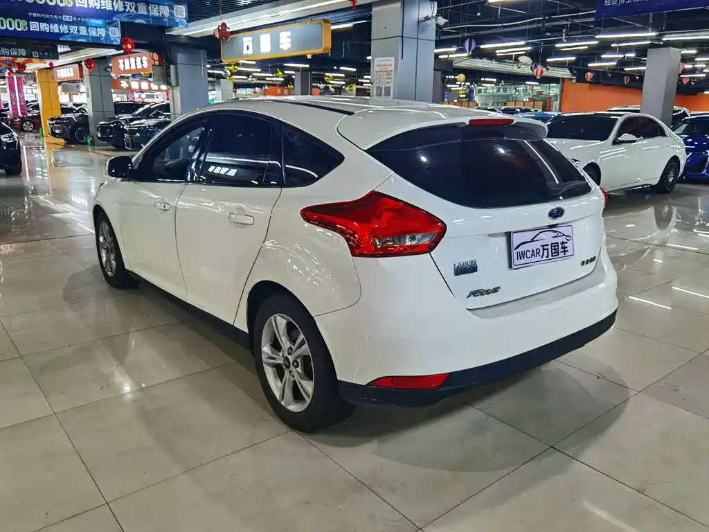 Ford Focus 2016 — фото 4