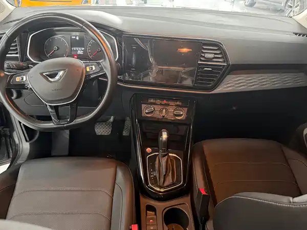 Jetta VS5 2022