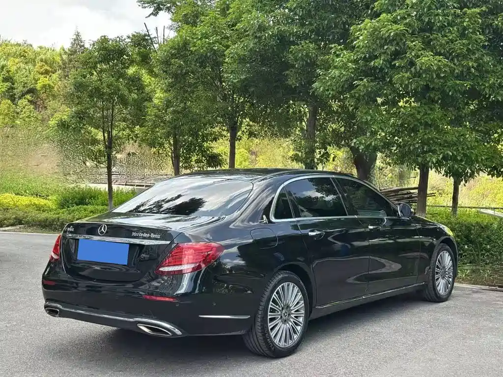 Mercedes-Benz E-Class 2020 — фото 6