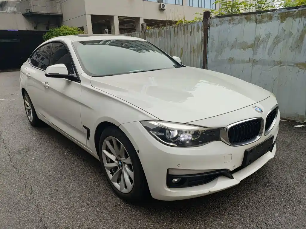 BMW 3 Series GT 2018 — фото 22