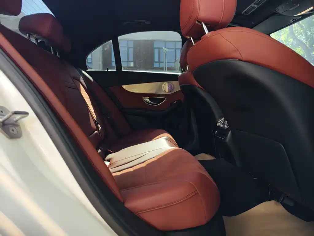 Mercedes-Benz C-Class 2019