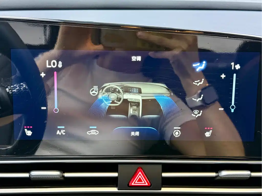 Hyundai Elantra 2022