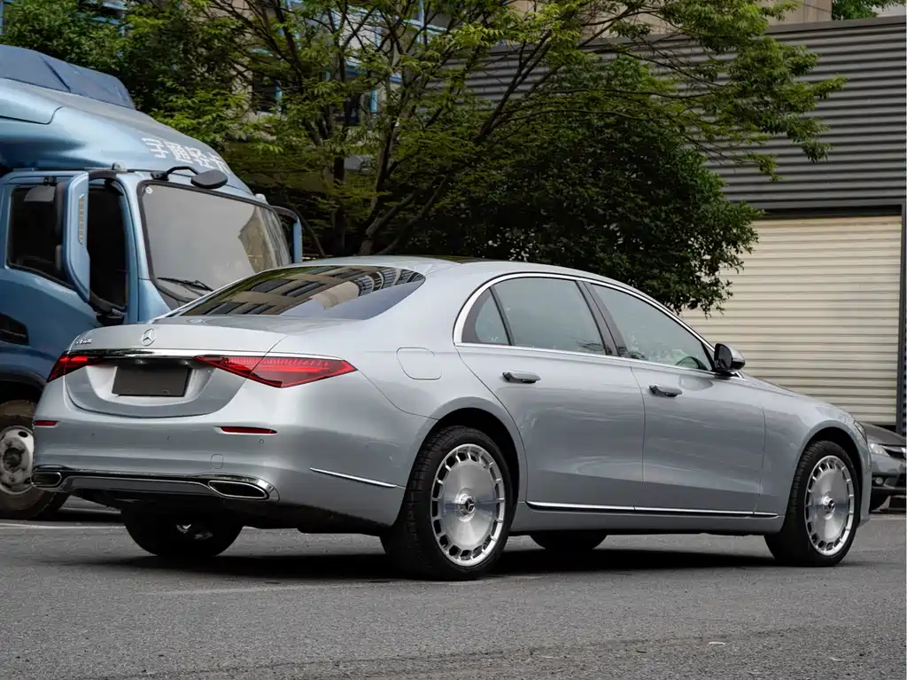Mercedes-Benz S-Class 2025 — фото 4