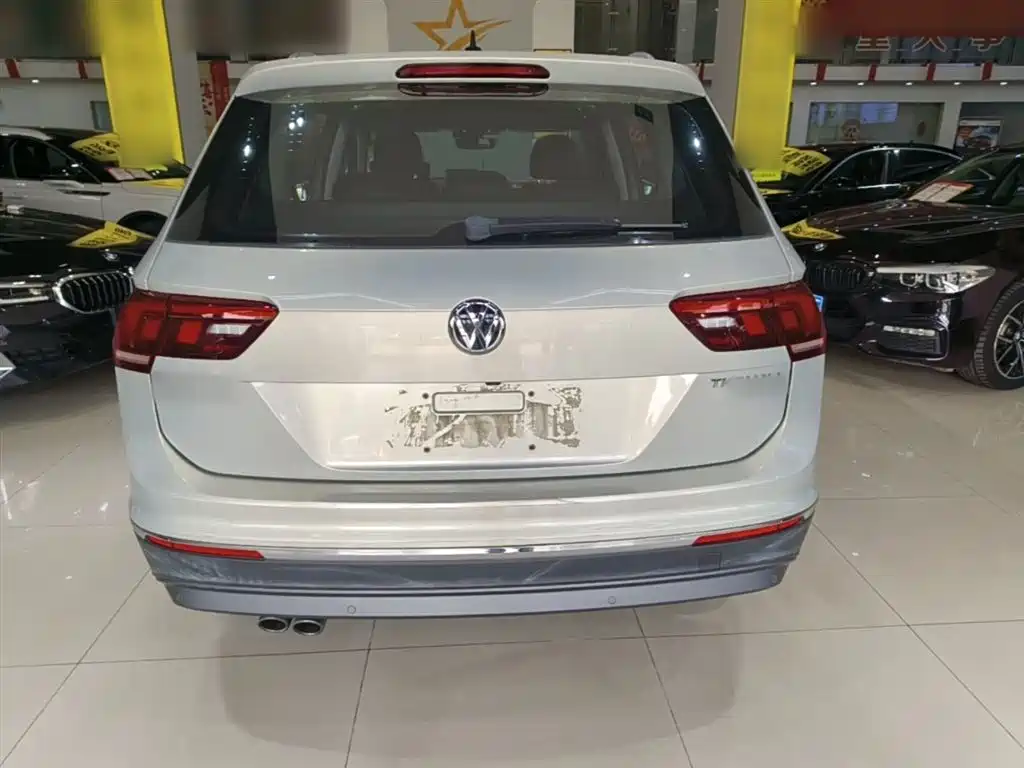 Volkswagen Tiguan L 2018 — фото 6