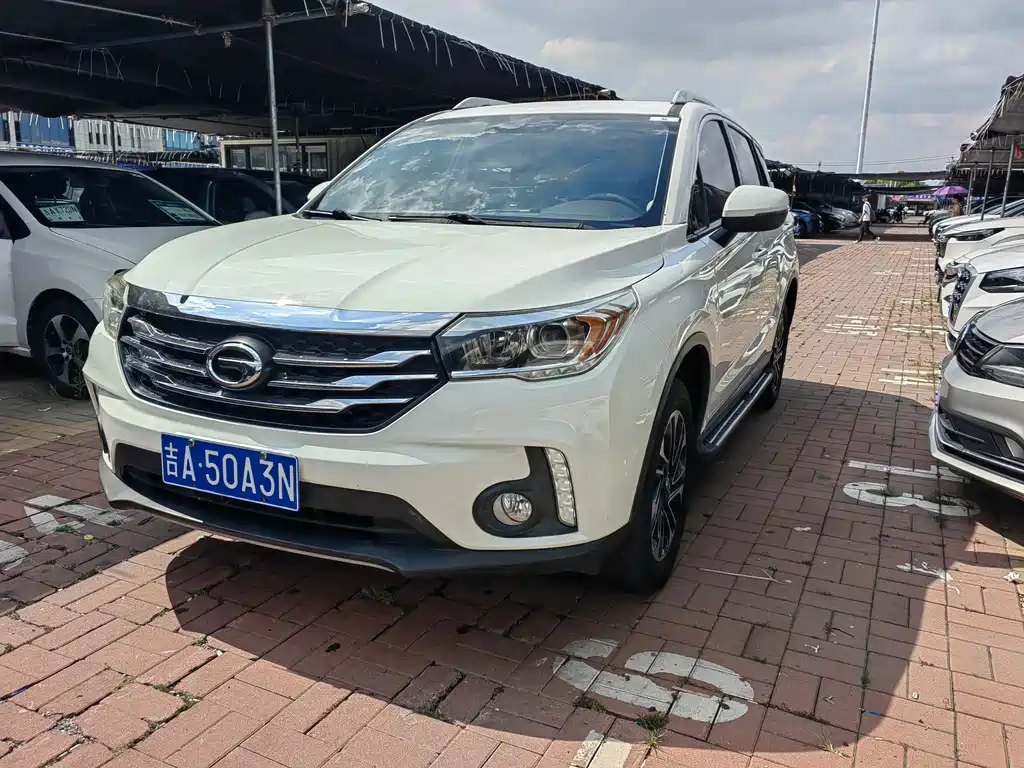 GAC Trumpchi GS4 2018 — фото 1