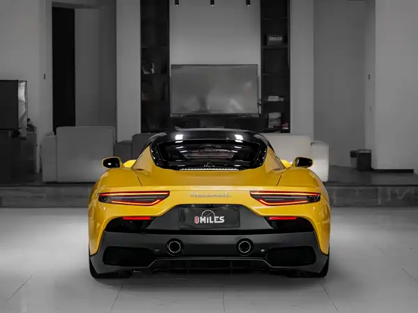 Maserati MC20 2023