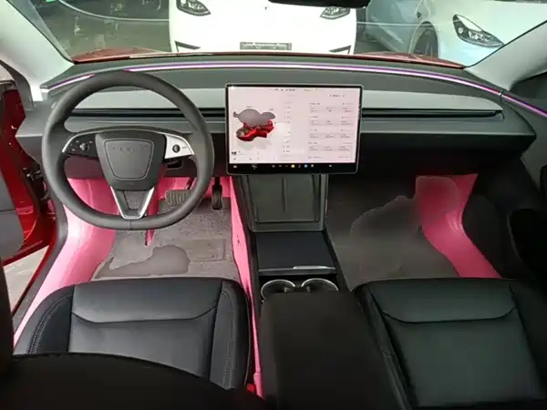 Tesla Model 3 2024