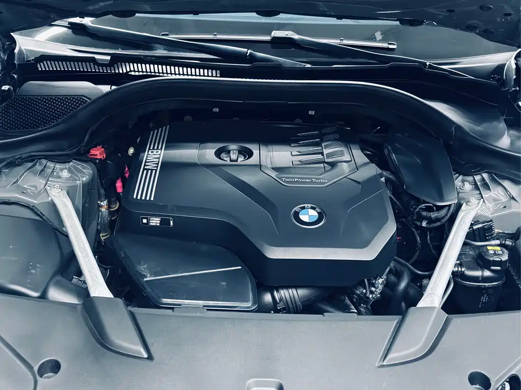BMW 6 Series GT 2022 — фото 18