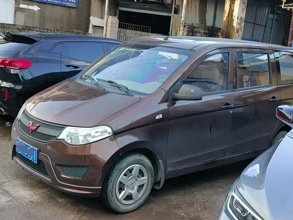 Wuling Hongguang 2019