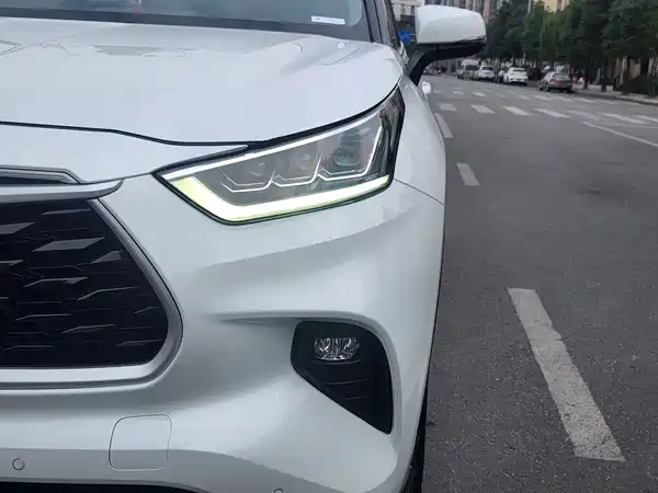 Toyota Highlander 2023