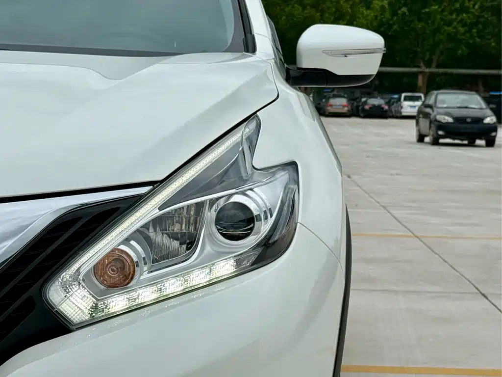 Nissan Murano 2018 — фото 10