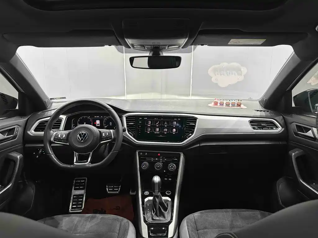 Volkswagen T-Roc 2022 — фото 13