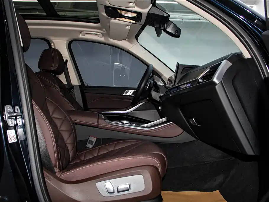 BMW X5 2024 — фото 18