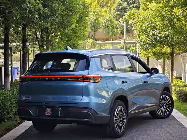 Chery Tiggo 8 PLUS C-DM 2025