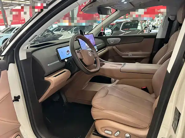 Leapmotor C11 2025