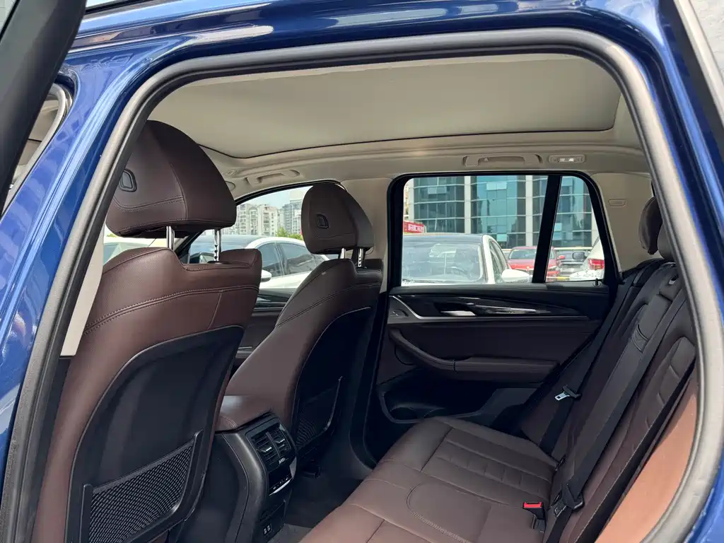 BMW X3 2020 — фото 12