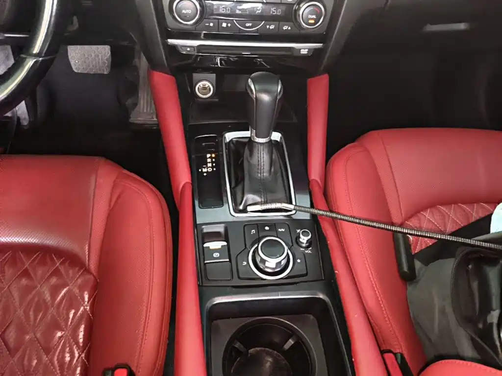 Mazda Atenza 2018 — фото 14