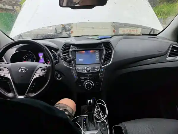 Hyundai Santa Fe 2015