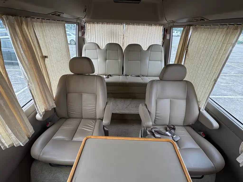 Toyota Coaster 2011 — фото 10