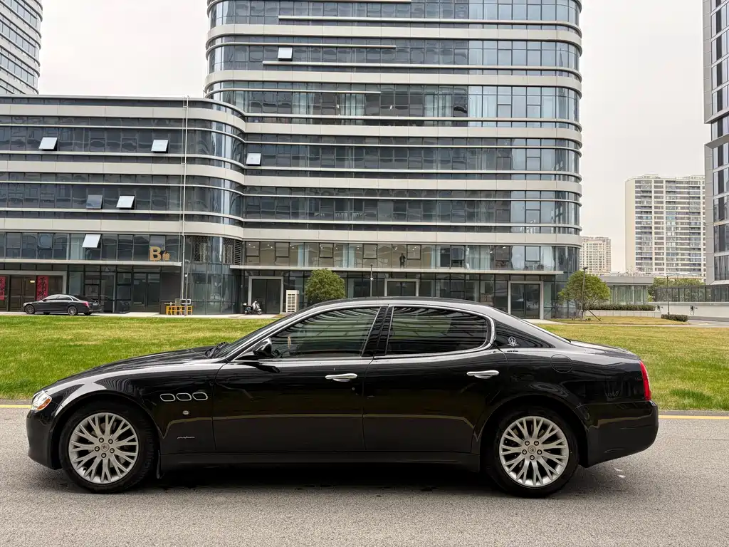 Maserati Quattroporte 2012 — фото 8