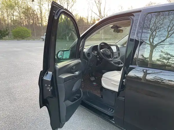 Mercedes-Benz Vito 2021
