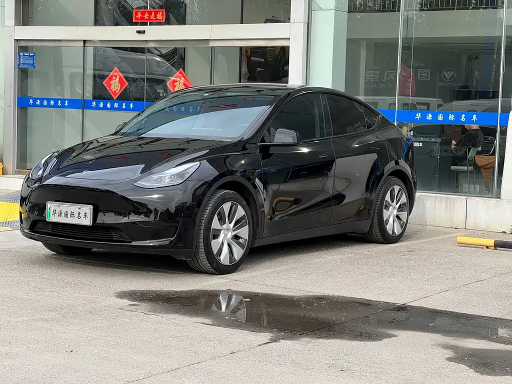 Tesla Model Y 2023 — фото 3