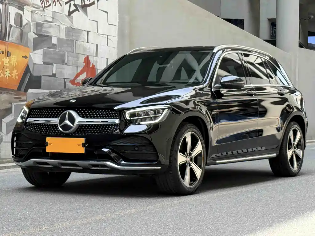 Mercedes-Benz GLC 2022 — фото 1
