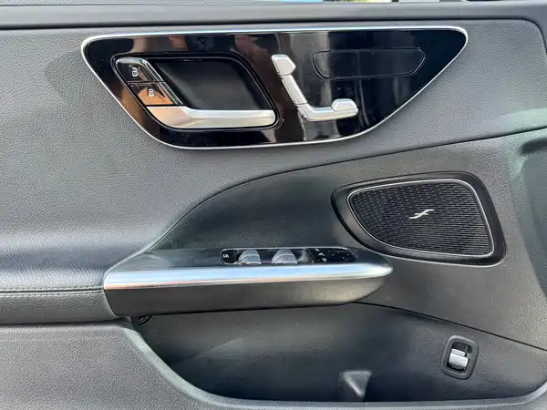 Mercedes-Benz C-Class 2021