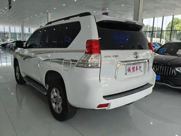 Toyota Prado 2011