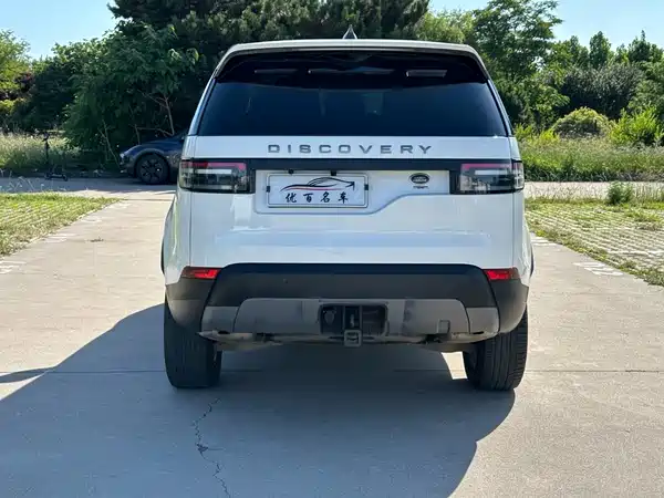 Land Rover Discovery 2018