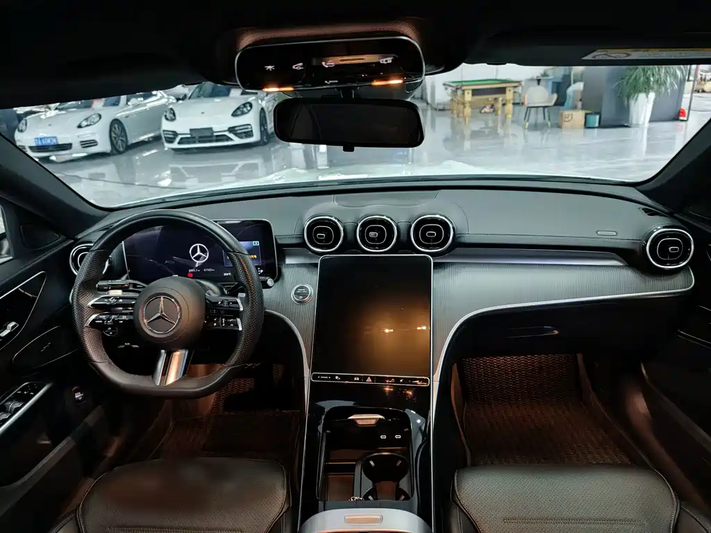 Mercedes-Benz C-Class 2022 — фото 17