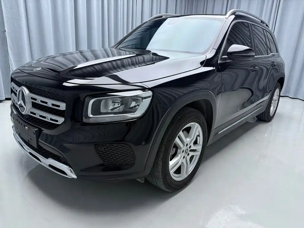 Mercedes-Benz GLB 2021 — фото 1