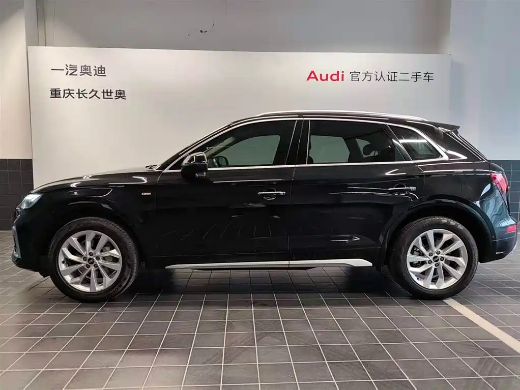 Audi Q5L 2022 — фото 7