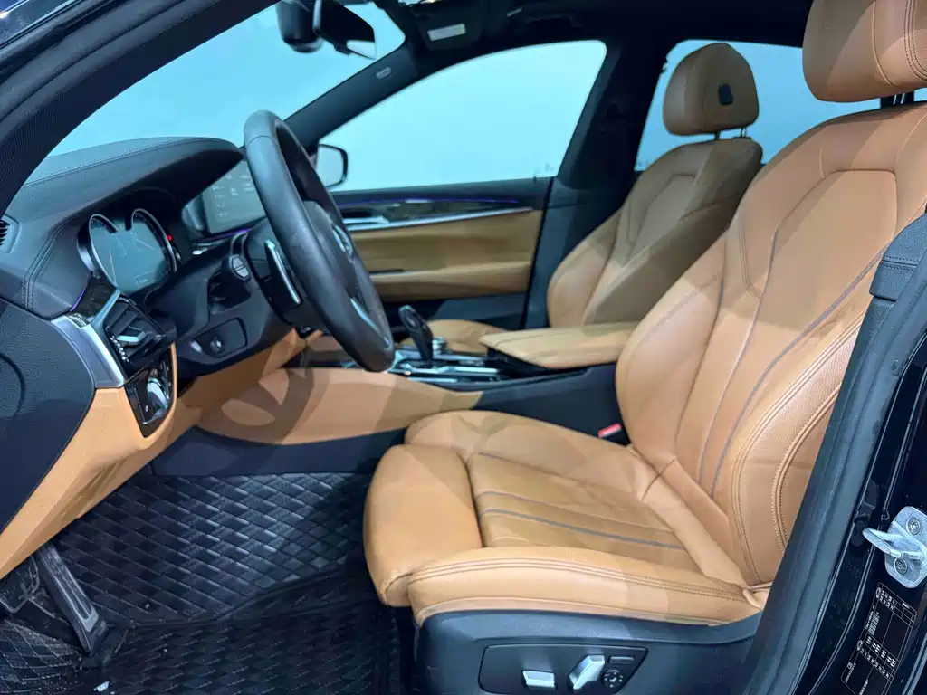 BMW 6 Series GT 2018 — фото 6