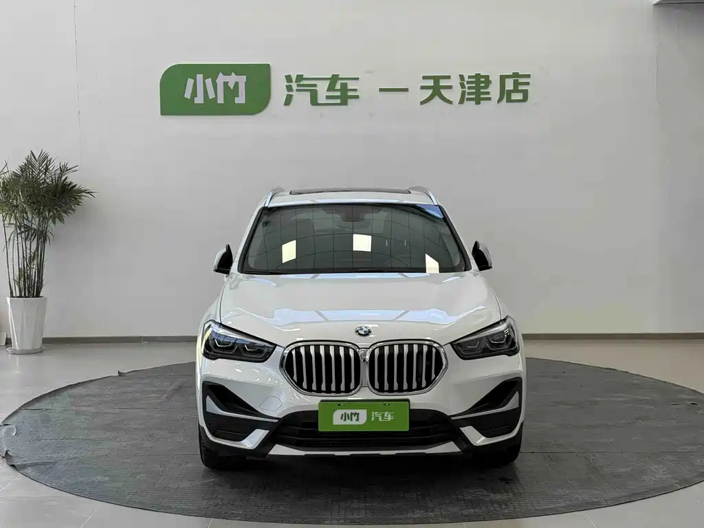 BMW X1 2022 — фото 3