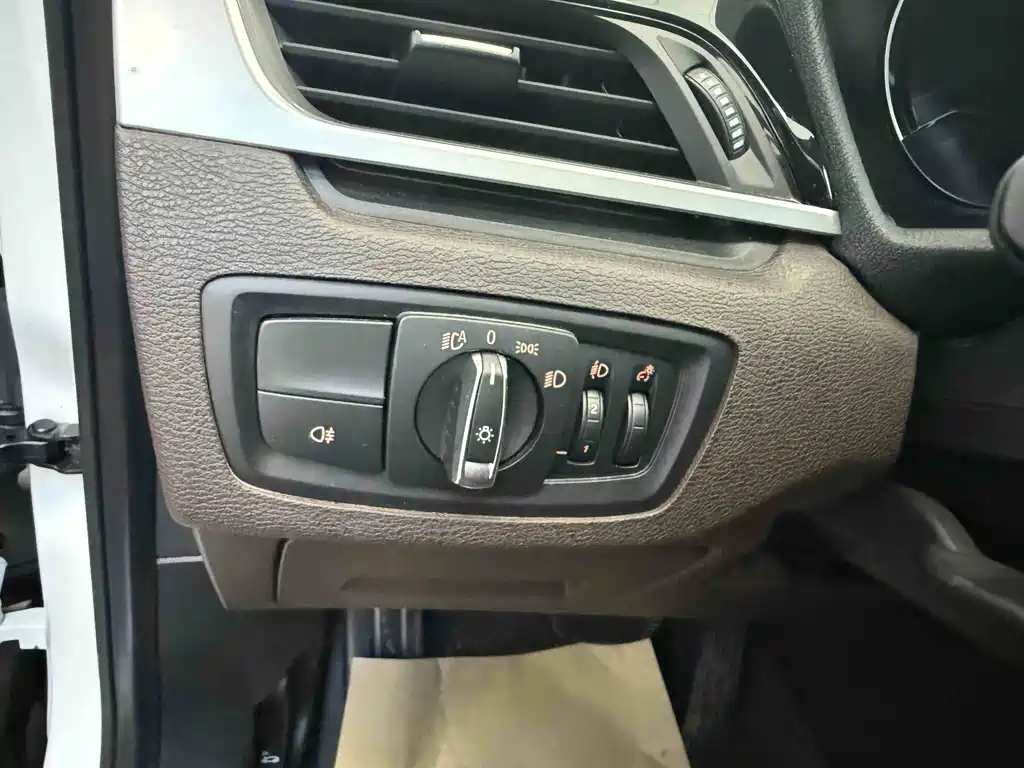BMW X1 2022 — фото 10