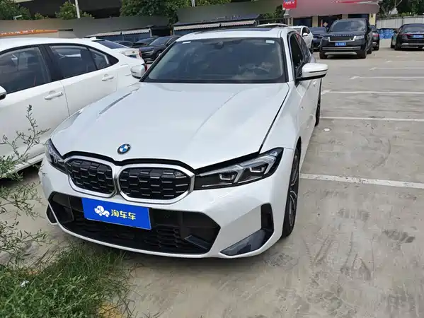 BMW 3 Series 2025
