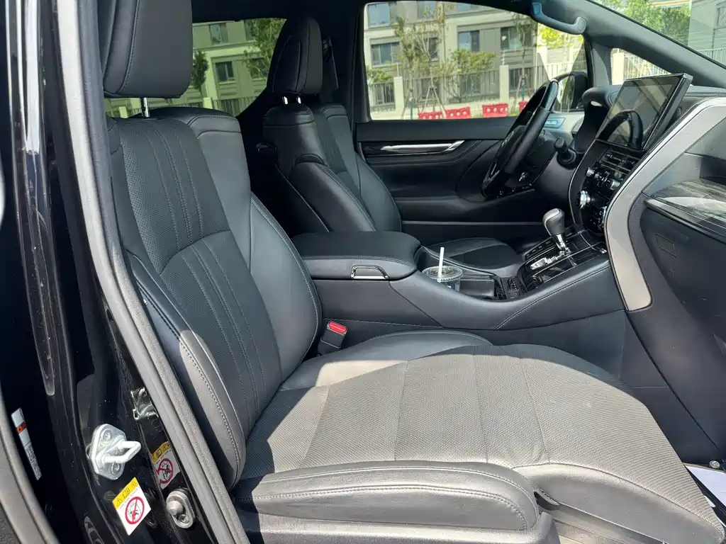 Toyota Vellfire 2019 — фото 17