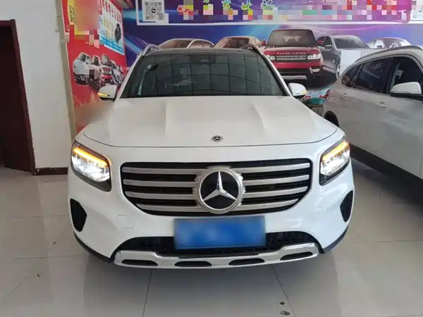 Mercedes-Benz GLB 2024