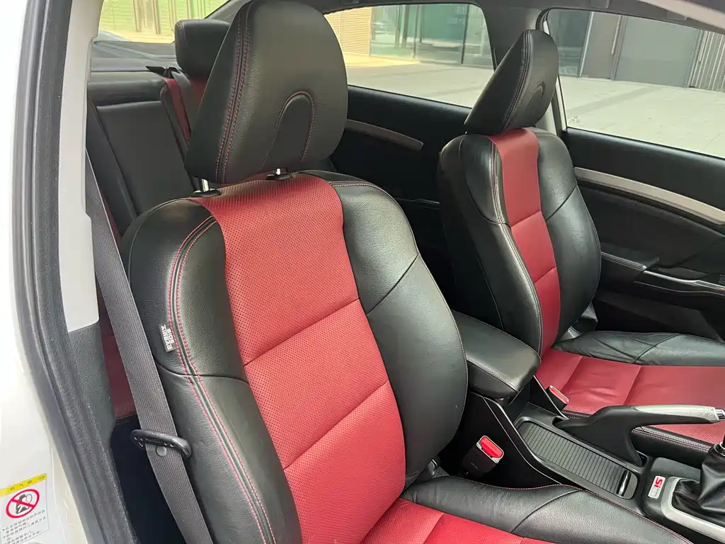 Honda Civic 2015 — фото 24