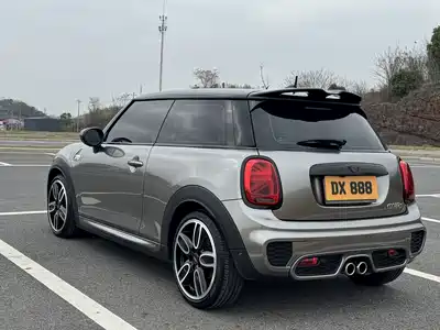 MINI MINI 2021