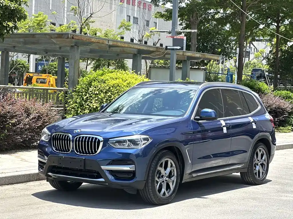 BMW X3 2021