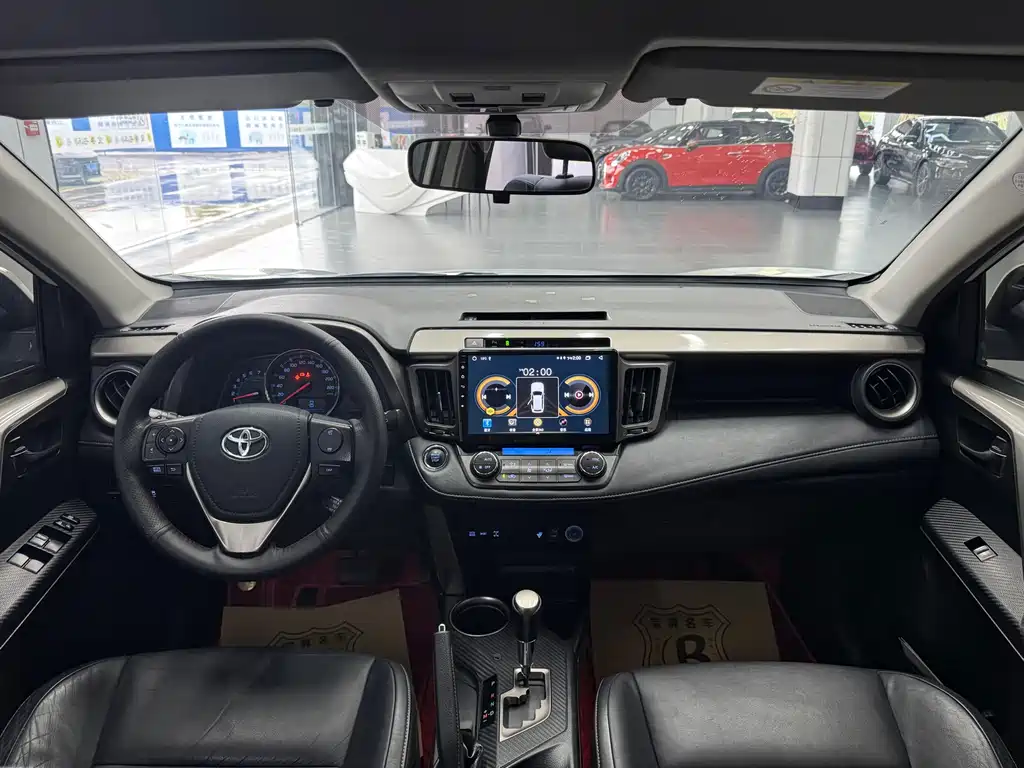 Toyota RAV4 2014 — фото 10