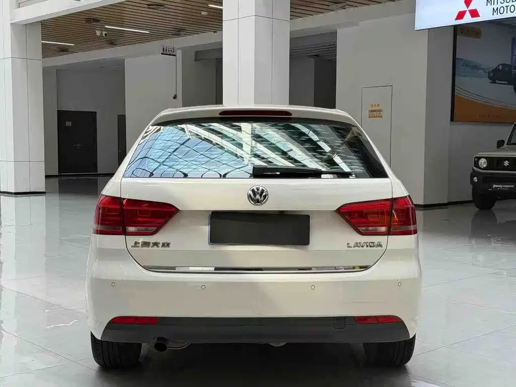 Volkswagen Gran Lavida 2014