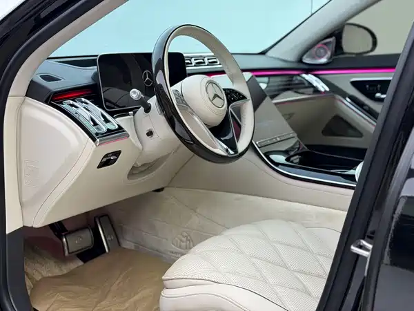 Mercedes-Benz Maybach S-Class 2023