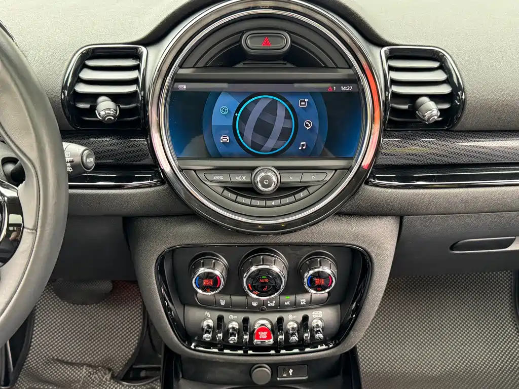 MINI Clubman 2021 — фото 11