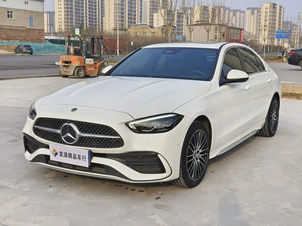 Mercedes-Benz C-Class 2023 — фото 1