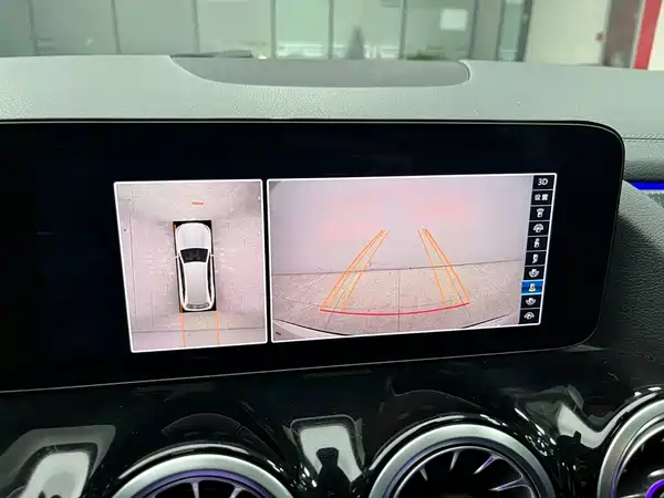 Mercedes-Benz GLA 2021